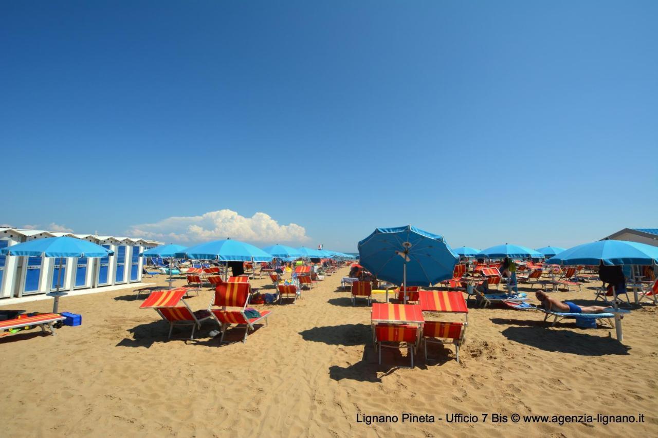 Flat In Lignano Pineta Apartment ลินญาโน ซับเบียโดโร ภายนอก รูปภาพ