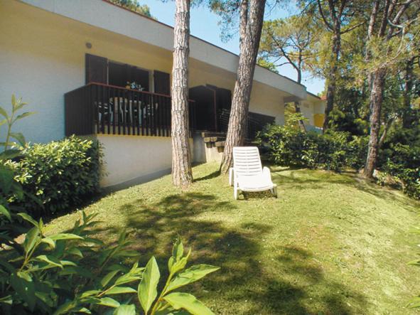 Flat In Lignano Pineta Apartment ลินญาโน ซับเบียโดโร ภายนอก รูปภาพ
